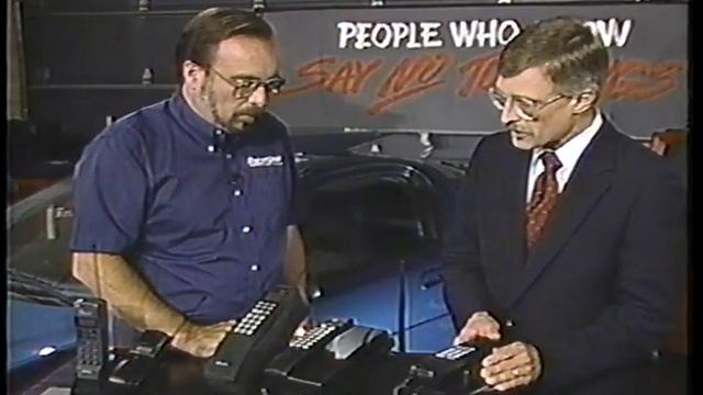 1993 Mobile Cellular Phones - Motorweek Retro смотреть онлайн