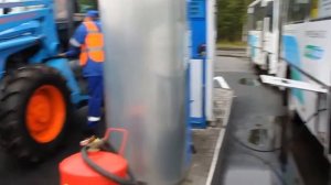 Заправка трактора метаном