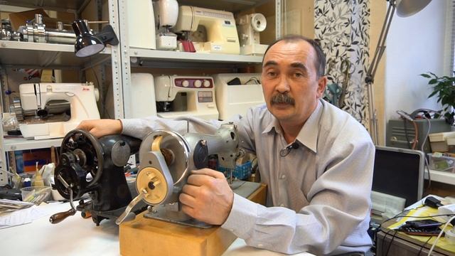 Специфика шитья кожи и меха на бытовой швейной машине. Часть 2 смотреть онлайн