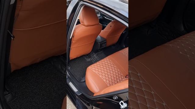 Авточехлы и 5D Коврики Toyota Camry V70 - Рыжие смотреть онлайн