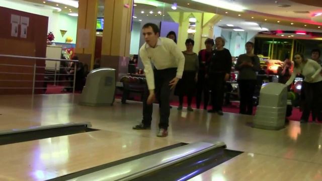 Большой боулинг в Днепропетровске смотреть онлайн