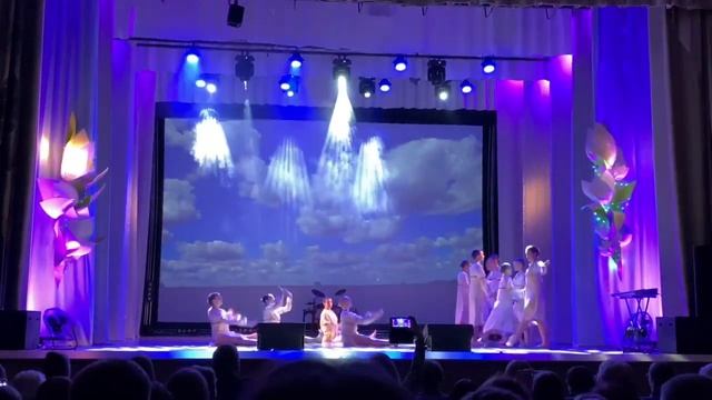 танец "О родине"/образцовый ансамбль эстрадного танца «Ритм»
