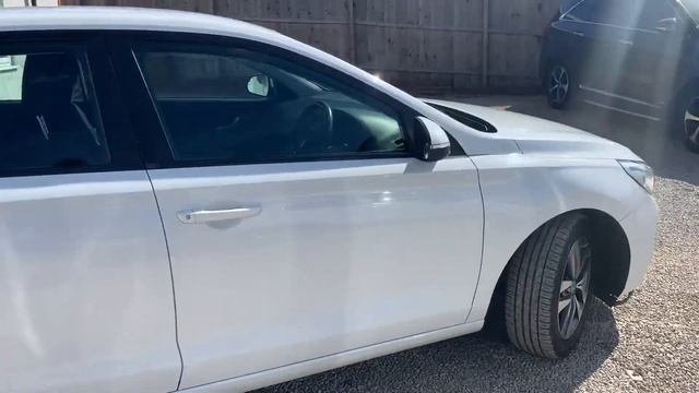 2017 17 HYUNDAI I30 1.6 CRDI SE смотреть онлайн