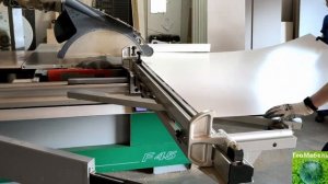 Распил деталей мебельного производства на форматно-раскроечном станке Altendorf F 45.