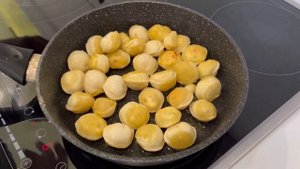 Жареные рыбные пельмени