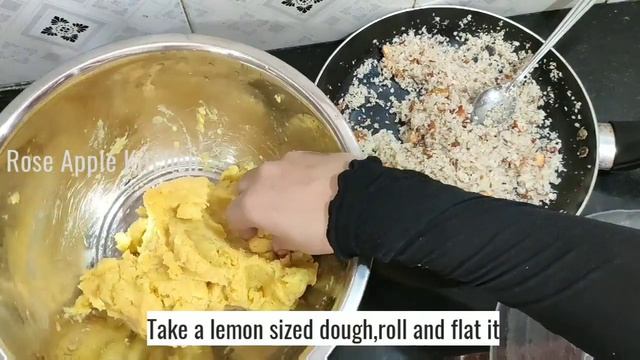 മലബാറിൻറെ ഈ അടിപൊളി പലഹാരം നിങ്ങൾ ഉണ്ടാക്കി നോക്കിയിട്ടുണ്ടോ | Malabar special Unnakayi | ഉന്നക്കായ смотреть онлайн