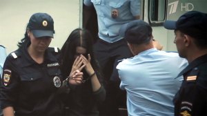 В "Пусть говорят" с Дмитрием Борисовым шокирующие подробности жизни сестер Хачатурян