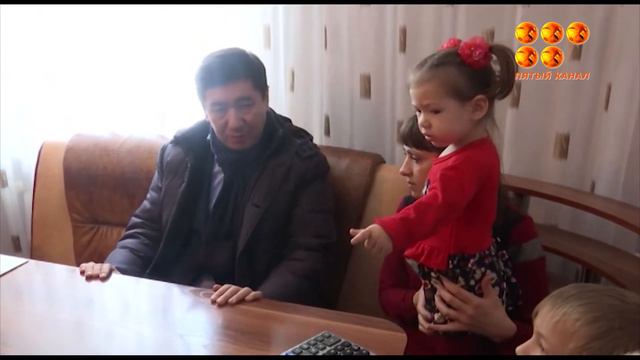 С многодетными семьями накануне встретился аким Карагандинской области смотреть онлайн