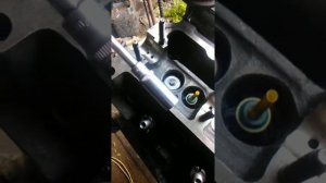 Установка маслосъёмные колпачков на двигатель форд Мондео 2 1.8 дизель