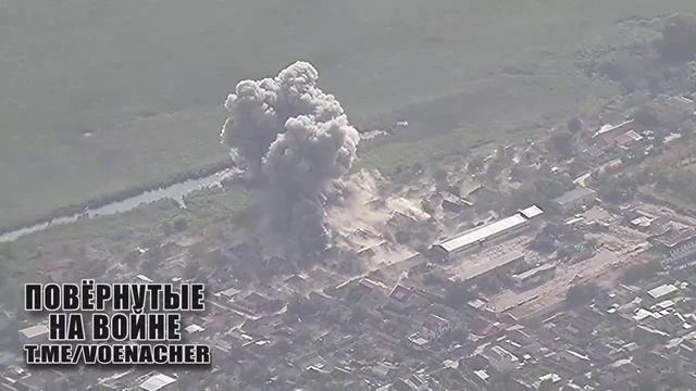 Авиаудар по объекту ВСУ на правом берегу Днепра/Airstrike at the AFU position on the right bank