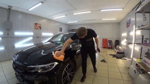 Клеим новую BMW G20 в черный матовый сатин - Black Satin!