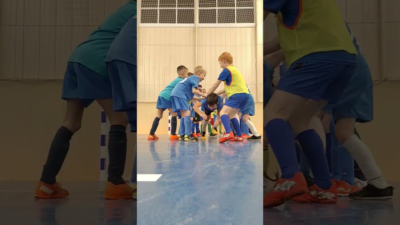 С днём рождения наши юные футболисты ,⚽
