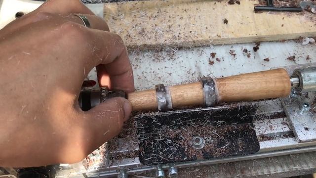 Как сделать кольцо из дерева и эпоксидной смолы с поталью ( WoodJob)
