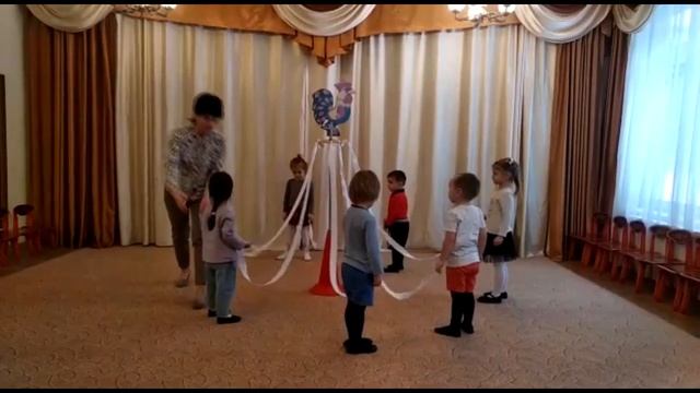 Подвижная игра карусель
