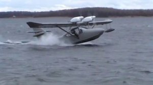 Посадка на воду гидросамолёта-амфибии Че-29