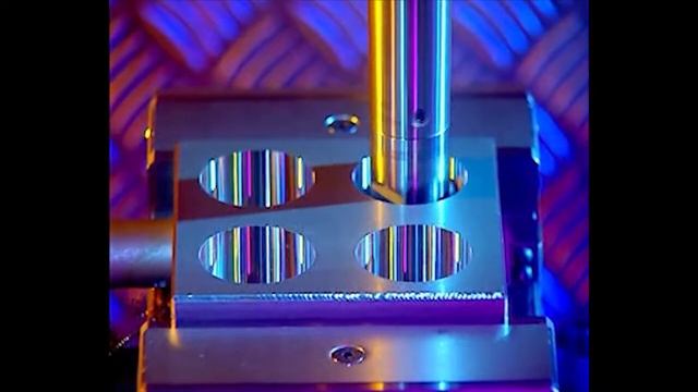 Чистовая расточка отверстия с применение головки серии С04 смотреть онлайн