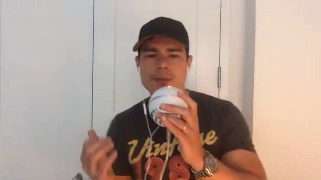 Tim Olson - You're Not From Here (Lara Fabian) смотреть онлайн