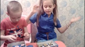 Детское лото с картинками. Соня и Захар открывают детское лото с животными