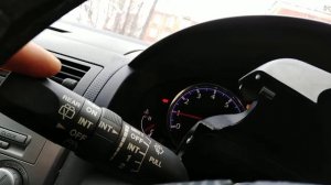 Mazda Demio DY. Заменил переключатель дворников с интервалом времени включения.