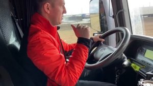 СОСКУЧИЛСЯ ПО РУЛЮ ТЯГАЧА ! Едем на Актросе )))