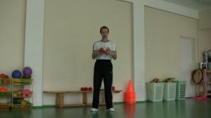 Жонглирование тремя мячами