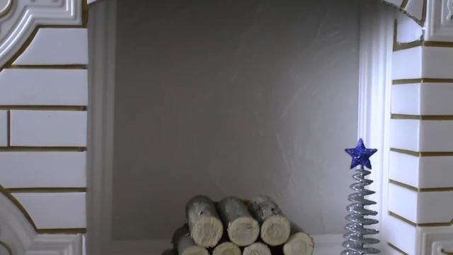 Камин из коробок своими руками на Новый Год смотреть онлайн