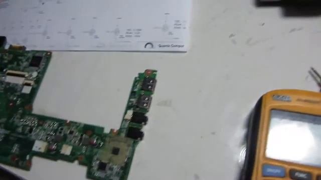 Ремонт нетбука Acer Aspire One D257 Quanta ZE6 E залит жидкостью