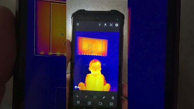 Вместо Айфона, купил телефон с тепловизором!