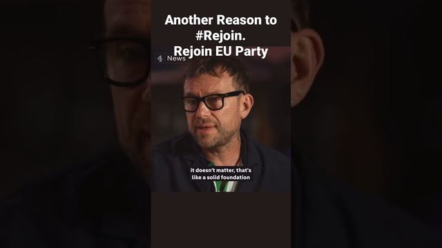 Damon Albarn, frontman for Blur points to the loses created by Brexit. #rejoin #brexit