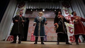 Казачий ансамбль Живая Русь (г.Москва)_Ой, при лужке