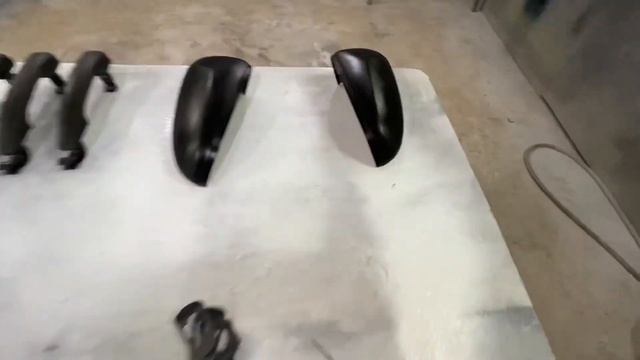 LADA VESTA!!! Снимаем Ручки, Накладки зеркал, (Красим в цвет!!!!) смотреть онлайн