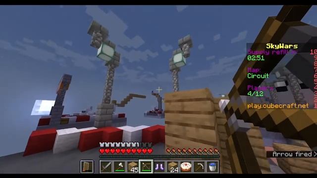 Playing 1.18.2 java on a controller episode 1 смотреть онлайн