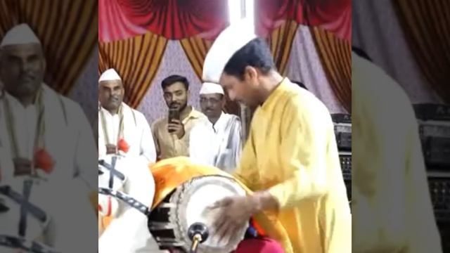 ??पखवाज क्षेत्रातील दोन रत्न मृदंग मार्तंड भरत म. पठाडे आणि मृदंग सम्राट विठ्ठल म. ढोकर?? смотреть онлайн