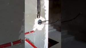 Прокладка электропроводки по стяжку