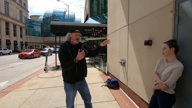 Canon EOS RP Full Frame Camera Review with Meike 50mm f/1.7 Manual RF Lens for Urban Portraits смотреть онлайн