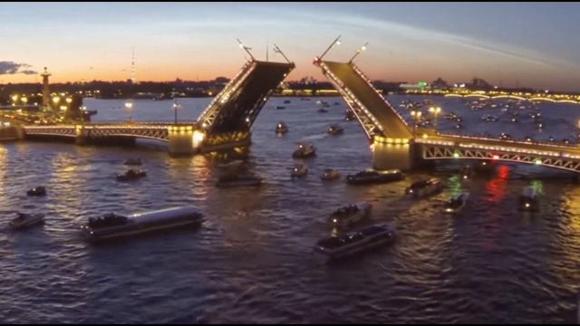 ПОЧЕМУ ЭТИ НОЧИ НАЗЫВАЮТ "БЕЛЫМИ"?