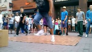 старый арбат Mосква  брейк-данс  (arbat  Moscow breakdancing 2014)
