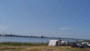 Отдых в палатке на Беловском море. Camping with a tent.