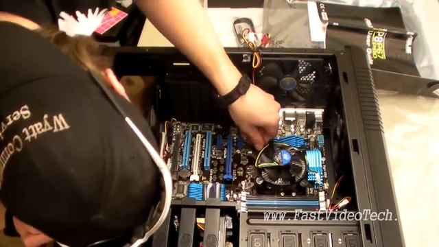 Custom Sandy Bridge Computer Build смотреть онлайн