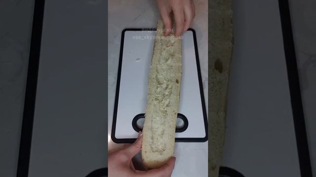 Смотри и запоминай рецепт!Очень вкусный бутерброд?? #бутербродрецепт #горячиебутерброды #бутерброды смотреть онлайн