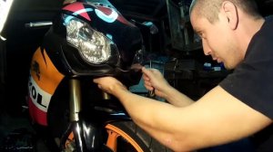 Снятие пластика Honda CBR1000RR 2009