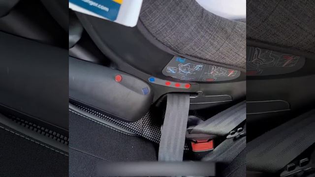 Установка автокресла Joie Tilt