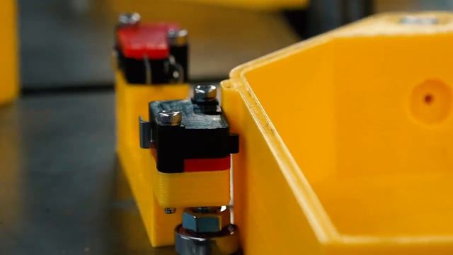 Колин Ферз на русском | Идеальный тайник №2 Магическая Лампа | colinfurze смотреть онлайн