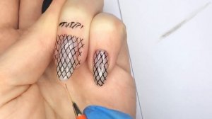 ??Колготки маникюр / Дизайн ногтей со стразами / Стемпинг обычным лаком / Маникюр весна 2020