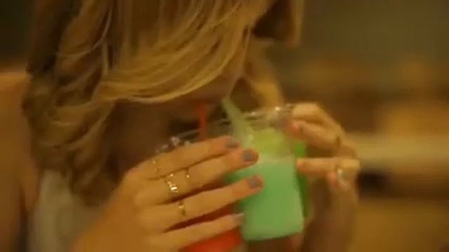 Acacia Brinley vs The Vamps смотреть онлайн