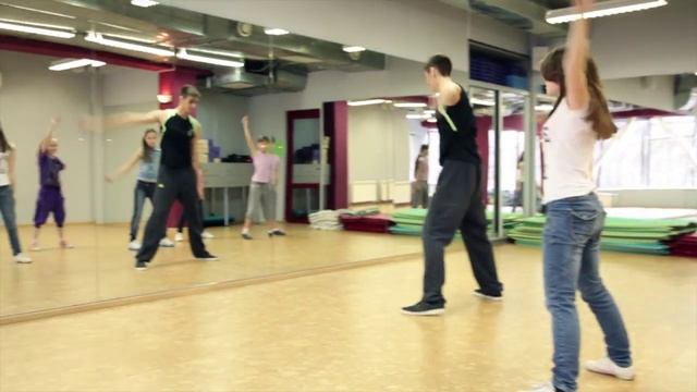 Фитнес-клуб ReФОРМА смотреть онлайн