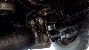 ЛУАЗ.  Открутился рулевой маятник(!)