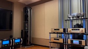 Accuphase DP-1000 DC-1000, C-2900, McIntosh 1.25KW, McIntosh XRT2.1K