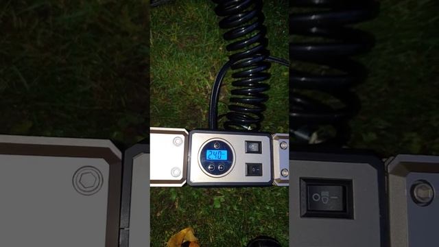 Компрессор DSV Smart двухцилиндровый 75 л/мин 12V с LED фонарем и цифровым манометром смотреть онлайн