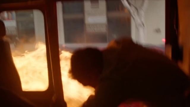 9-1-1 4x14 Eddie to Buck "are you hurt!" смотреть онлайн